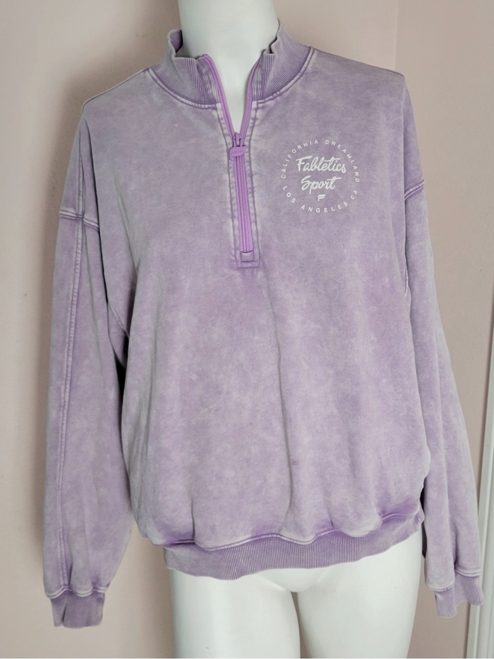 Fabletics Sport Lavender Acid Wash 1/4 Zip California Dreamland Pullover - Picture 3 of 9